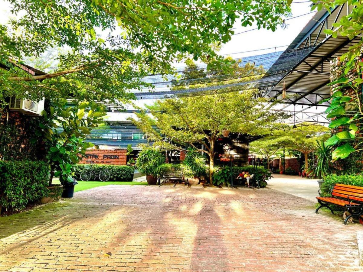 Petak Padin Cottage By The Pool, Kepala Batas  Dış mekan fotoğraf